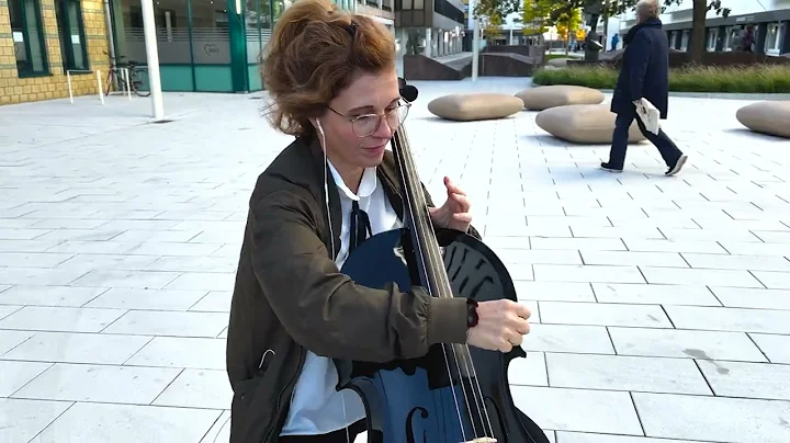 Stefanie Richter - "Julie  O" von Mark Summer (Str...