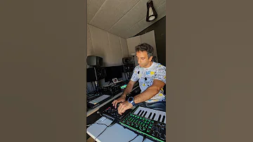 Aly Fathalla Dancemusic Edm Liveperformance Electronicmusic Alive Music Pioneer Akai Music 