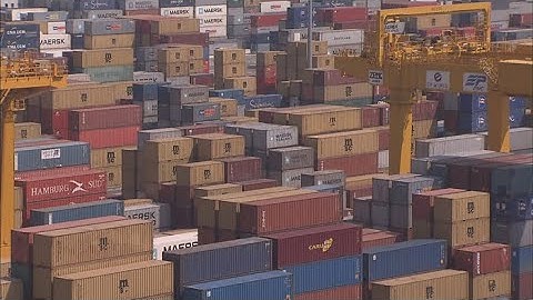 수출 7개월째 감소…미중 분쟁·반도체에 