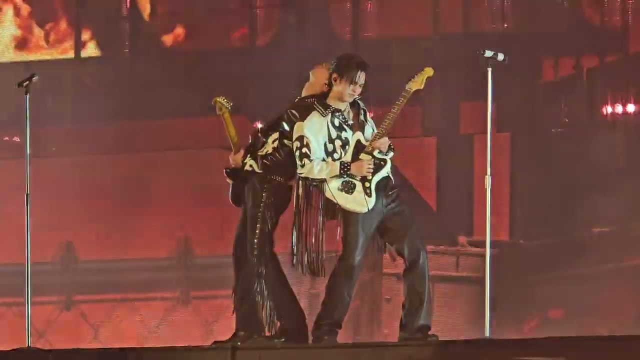 ยักษ์ใหญ่ไล่ยักษ์เล็ก - Perth Santa | Day2 LOL2025 #LOLFanFest2025D2