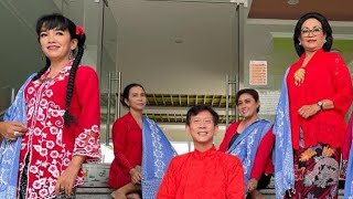 Batik Indonesia Dance - Dhewi Rengganiz