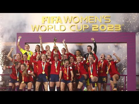 サッカー女子Ｗ杯初優勝にスペイン歓喜、イングランドサポーターは涙