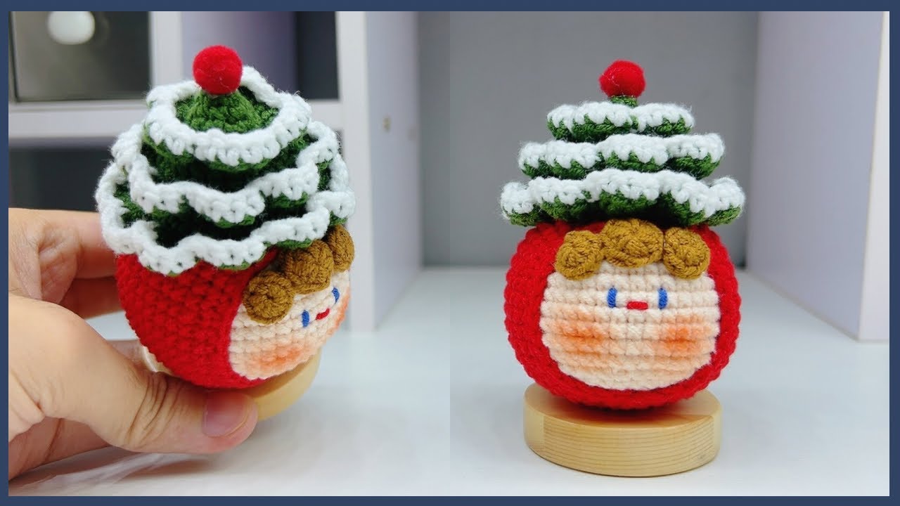 Crochet mochi merychristmas  keychain