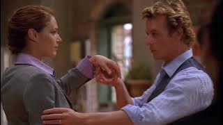 Jane le lee la mente a Grace [El mentalista]