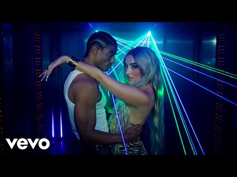 Lola Indigo - LA REINA (Video Oficial)