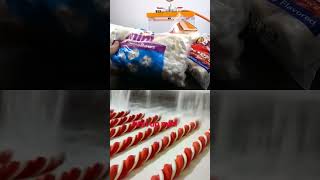What happens to marshmallows in a vacuum chamber? 😱 #science #experiment