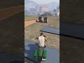 Franklin Glitching on Top of His Roof While on His Motorcycle glitch/bug GTA5