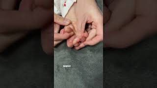 Простая пальчиклвая гимнастика для малышей. Потешки и пестушки. Развиваем речь малышу.