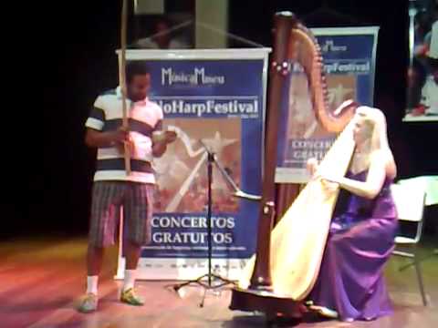 Museu de favela: Claire Jones royal harpist dueto ...