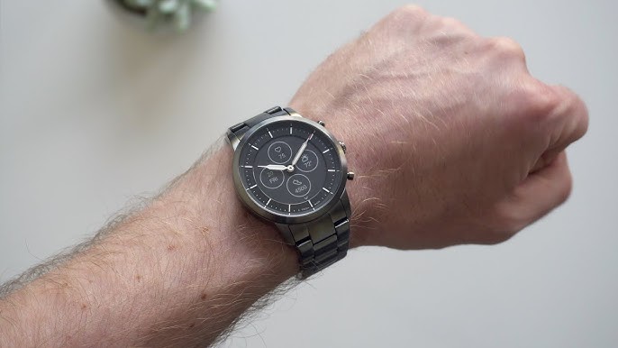 Fossil Hybrid HR Review: The Undercover Smartwatch 