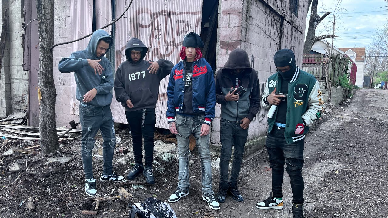 Inside 83 Boys East Side 1800 Latonia Terrace: Real Hood Life in Covington KY | Raw Street Vlog