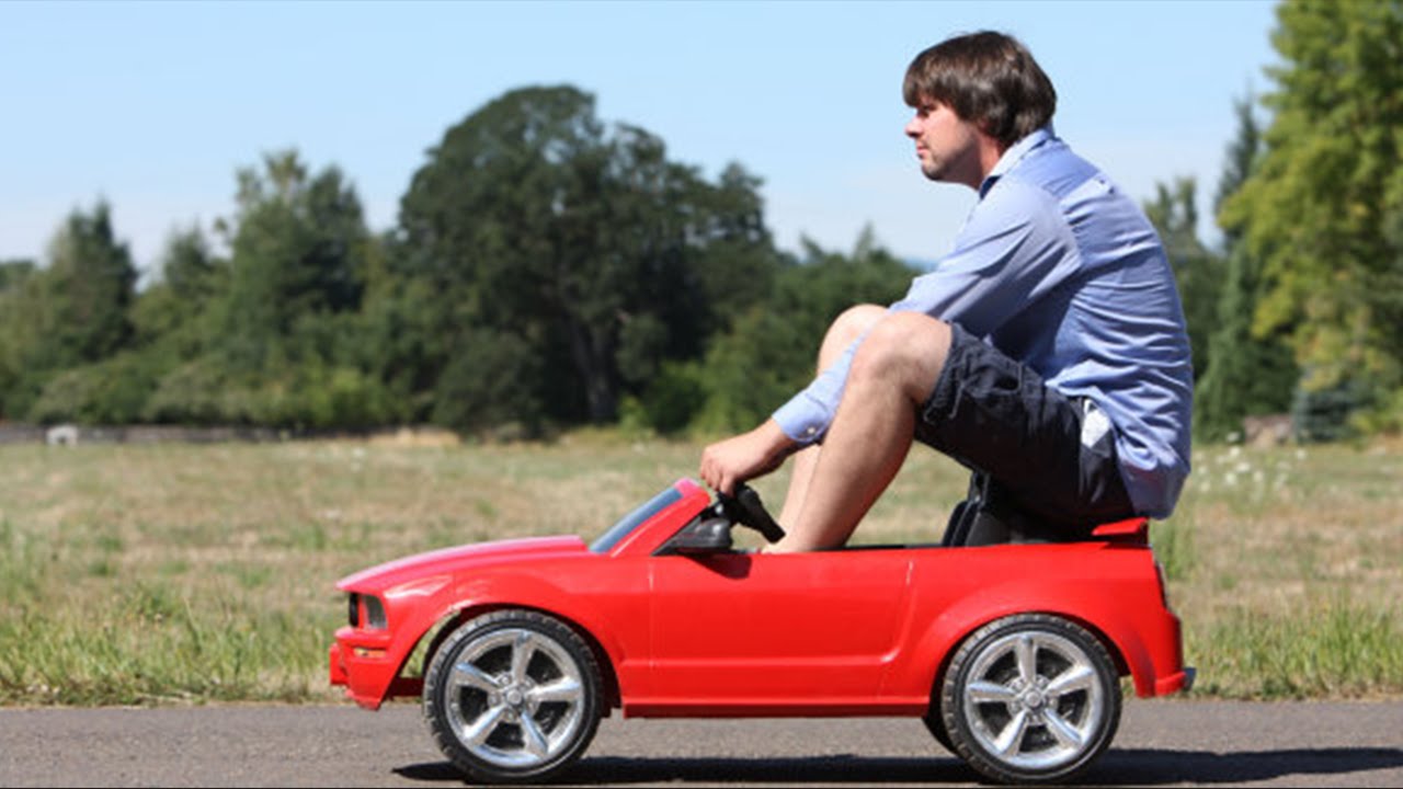 минивэн для семьи. My car is bigger. My car. комиксы про автомобили. приколы мемы с машинами.