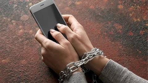 Trapped By A Screen (Original Garage Cut) - Apostolos Kolovos