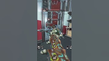 Poor small Bloodhound! #shorts #apexlegends #twitch #gamer #streamer #apex #funny