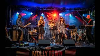 Molly Town live mit Brooklyn Funk Essentials Dance free night Cover