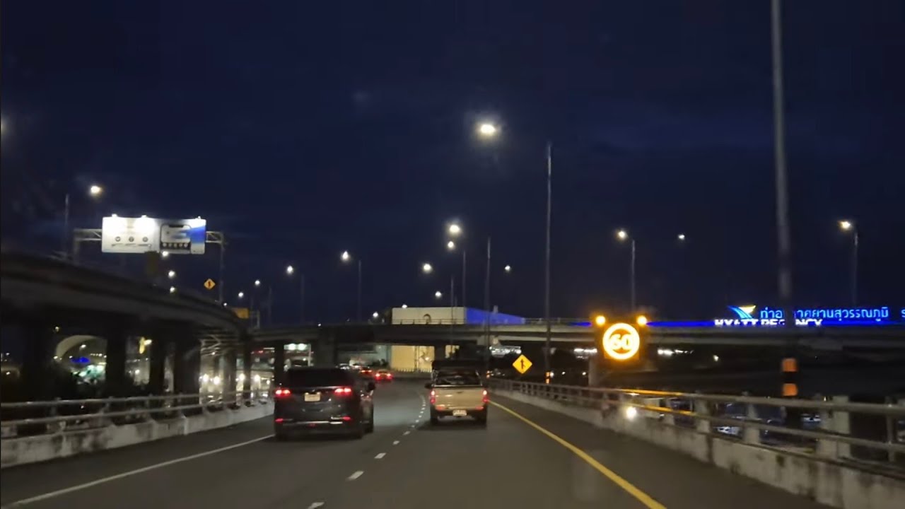 Evening Drive Beautiful Bangkok #bangkok #travel #family #food #trending #fashion