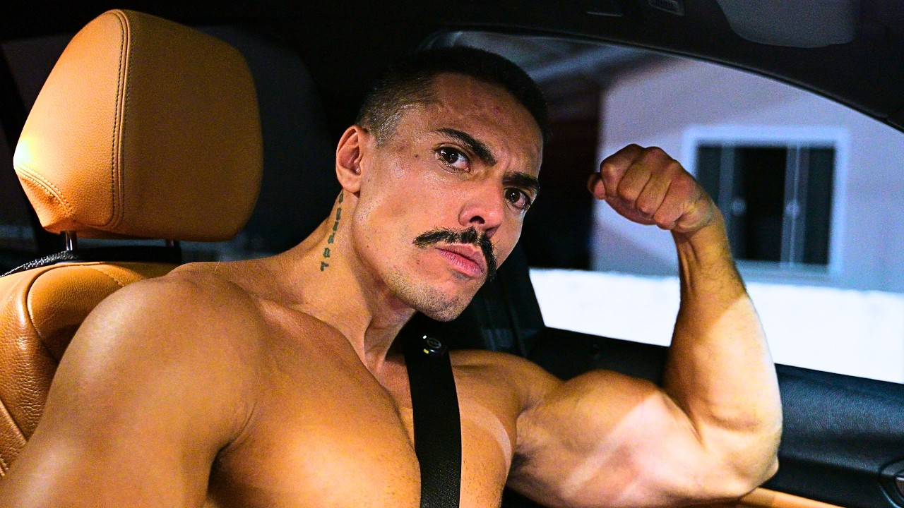 VOCÊ PRECISA SER MEIO LOUCO