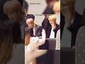 The way taehyung 🐻 teasing army 😁 at fansign 😍💜 #bts #taehyung #shorts #btsedits #army