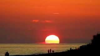 Закат солнца берег черного моря