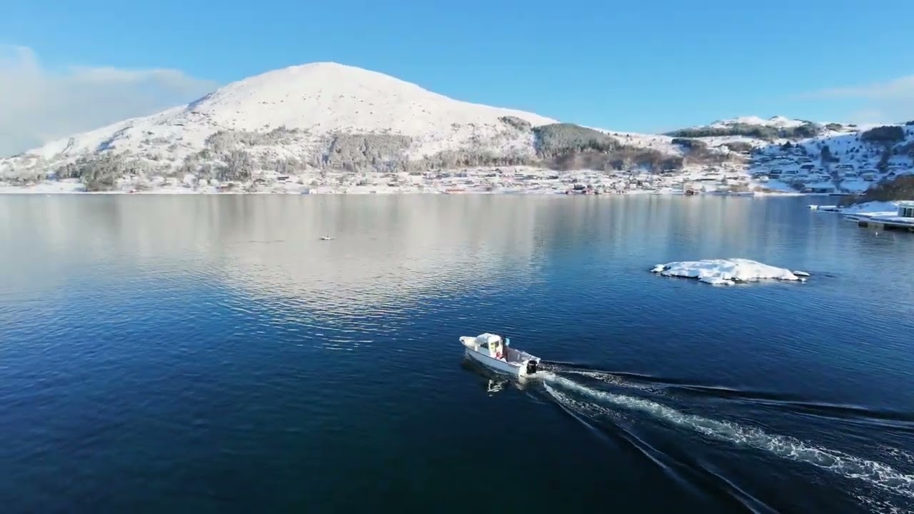 20260218 - Sun, snow, sea and mountains @ Fosnavåg, Møre & Romsdal, Norway.