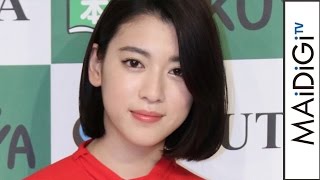 三吉彩花、自らハサミでロングヘア40センチばっさり　赤一色の秋コーデで登場　写真集「わたし」発売記念イベント2