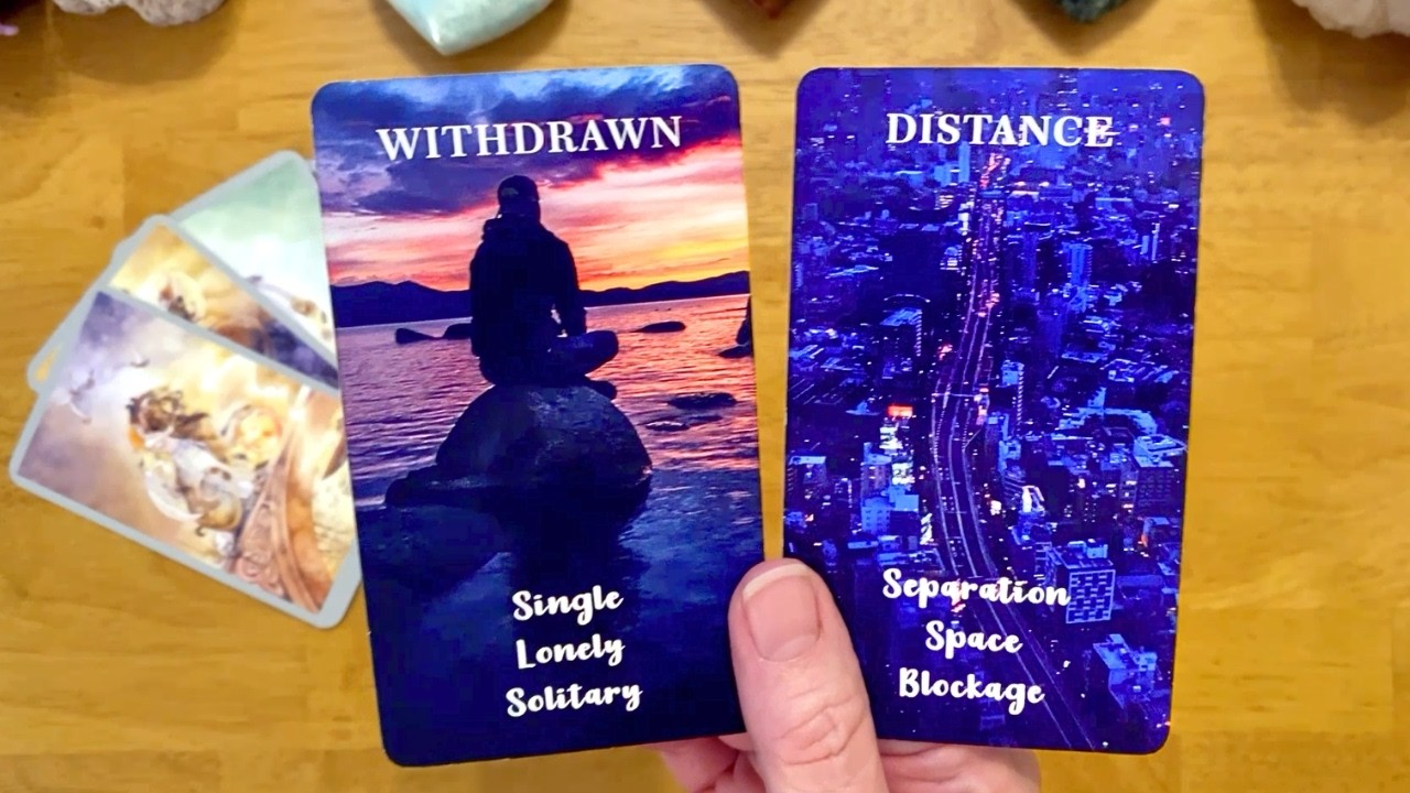 THIS IS WHY THEY HAVEN'T CALLED OR TEXTED YOU 😢 TWIN FLAME SOULMATE 💞 (COLLECTIVE LOVE READING)