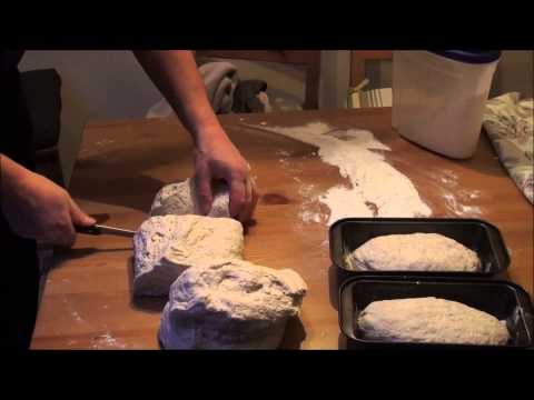 Wideo: Jak Zrobić Domowy Chleb Na Zakwasie Chmielowym