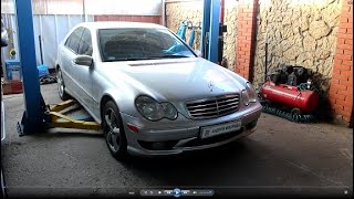 Замена топливного фильтра на Mercedes Benz C230 Kompressor 1,8 Мерседес Бенц 2004 года