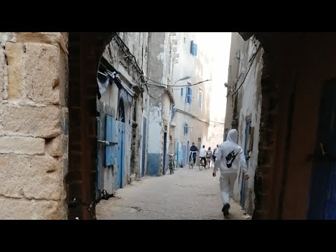 من باب دكالة الصويرة حتال ملاح لقديم جولة في المدينة العتيقة آ ثم المرسى ثم راس المون 