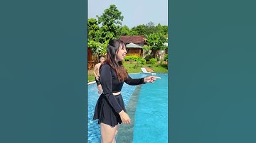 Bad friend at the pool - Người bạn xấu ở hồ bơi #shorts