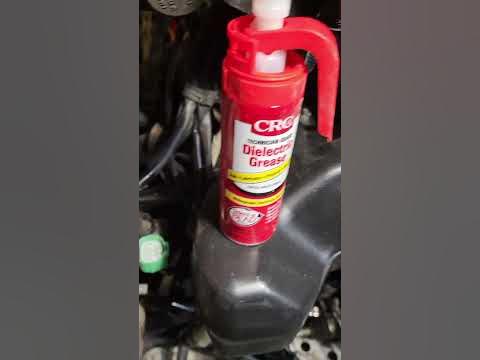 Packing electrical connectors with dielectric grease 2003 Honda Foreman