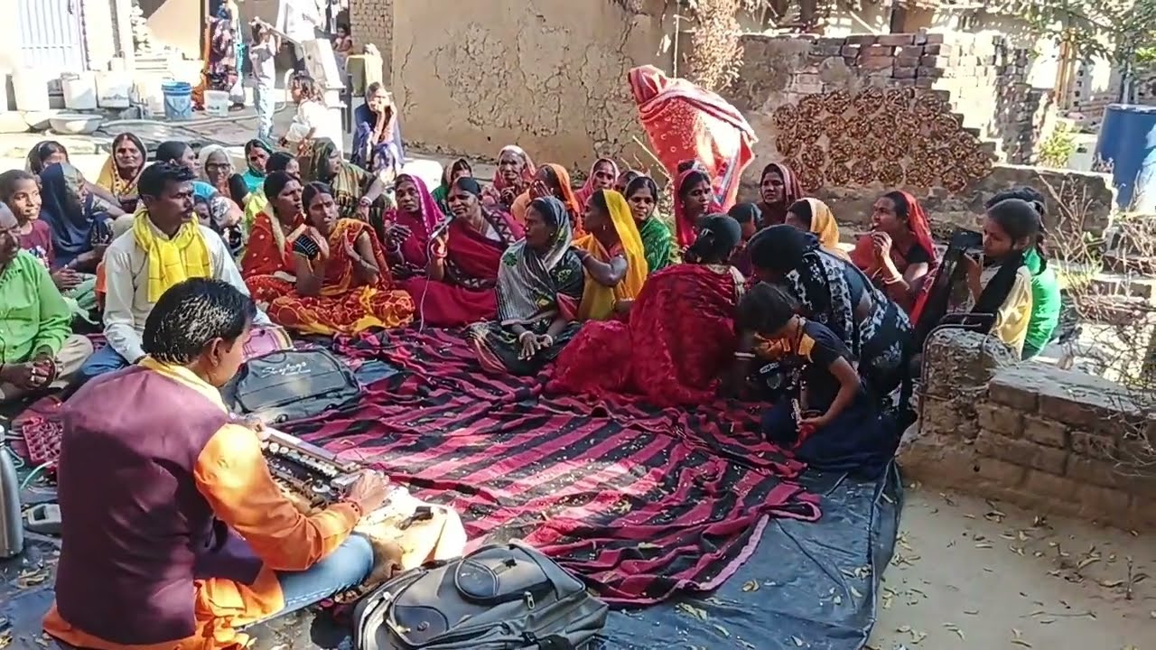 #शिव चर्चा में कागा से अरजी करती गुरु बहन। शिव परिवार चर्चा मंडली। नमः शिवाय हर हर महादेव 