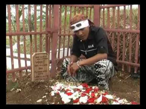 Ellie Kharisma BALAD DARSO-PILEULEUYAN PANGERSA