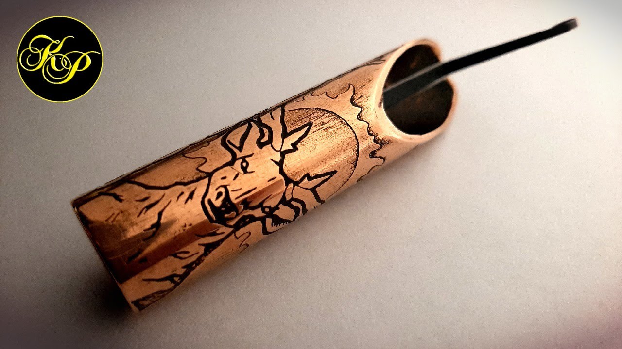 Древний музыкальный инструмент из линейки и латунной трубки