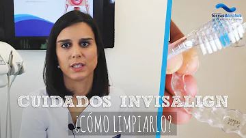 ¿Cómo puedo mantener mis dientes blancos con Invisalign?