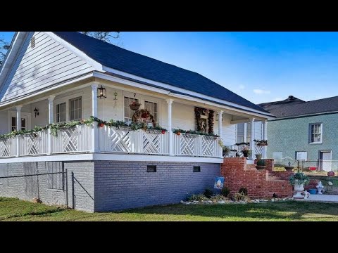 15 S Greenwood Avenue, Ware Shoals, SC home video tour