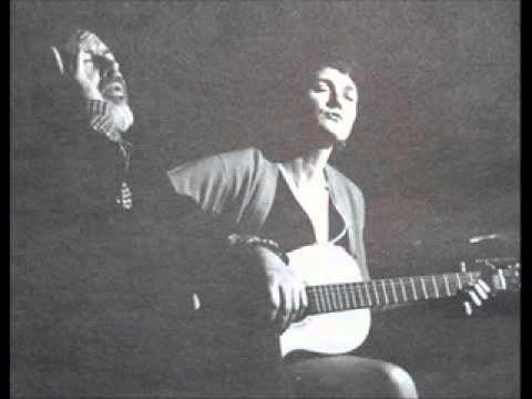 Ewan MacColl & Peggy Seeger - Charlie He's My Darl...
