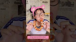 Xuyên Không Vào Thế Giới Không Biết Ăn Xúc Xích Chữ U