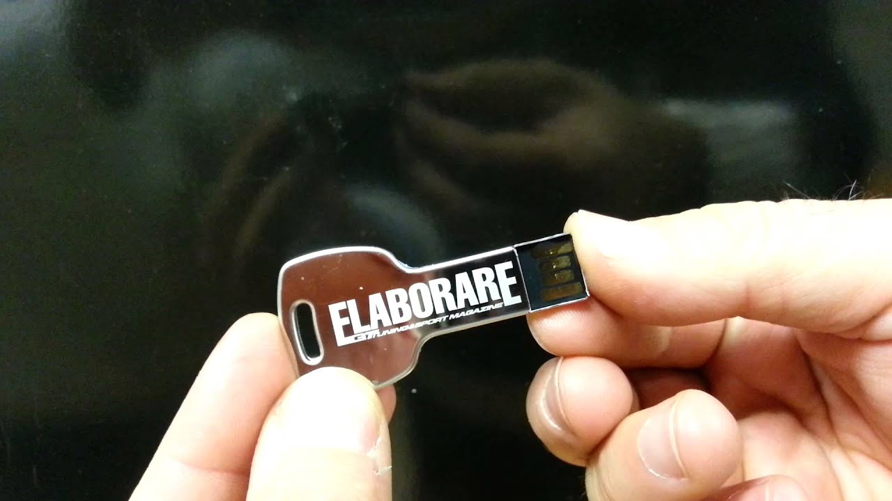 Verbatim - Chiavetta USB NANO Store'n' Stay 32 GB Interfaccia USB 2.0 Colore Nero