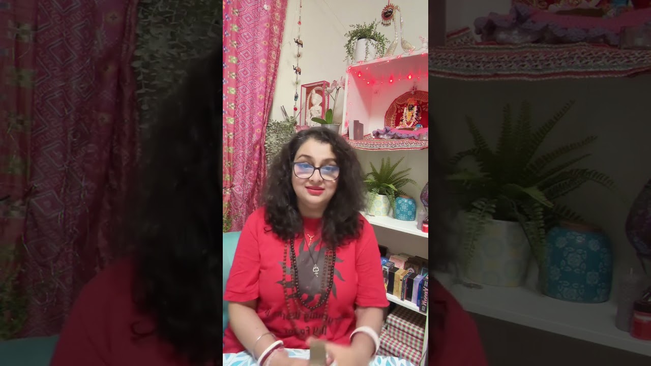 Карма ударила по тебе! Кто-то другой всё разрушил, теперь твой бывший сильно по тебе скучает! Свя...