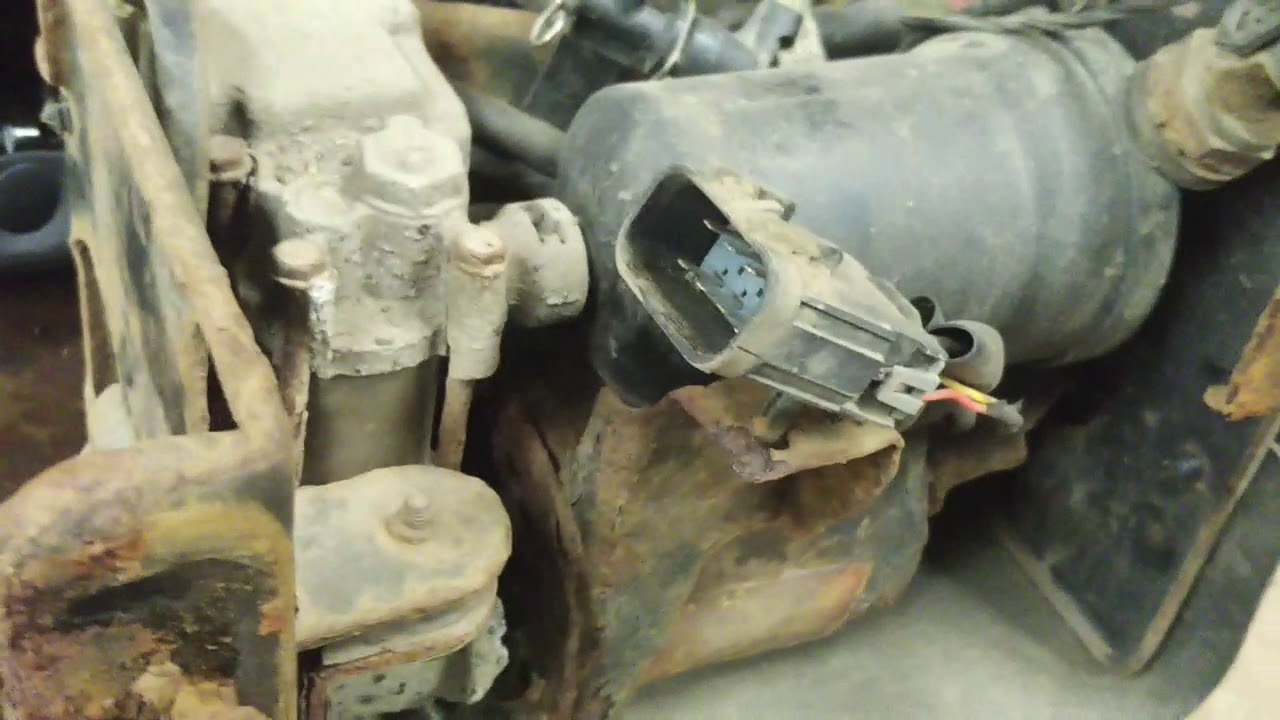 2011 GMC Suburban Rear Suspension Fixed pt2 - YouTube