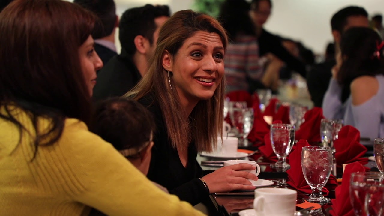 UD international community shares gratitude & friendship at Thanksgiving meal