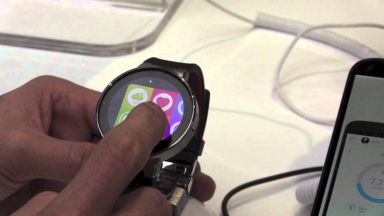 Alcatel One Touch Watch : associer la montre avec un smartphone