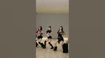 #katseye#gnarly#lara#manon#daniela#yoonchae#sophia#megan#performance#dance#pop#music#band#girlgroup