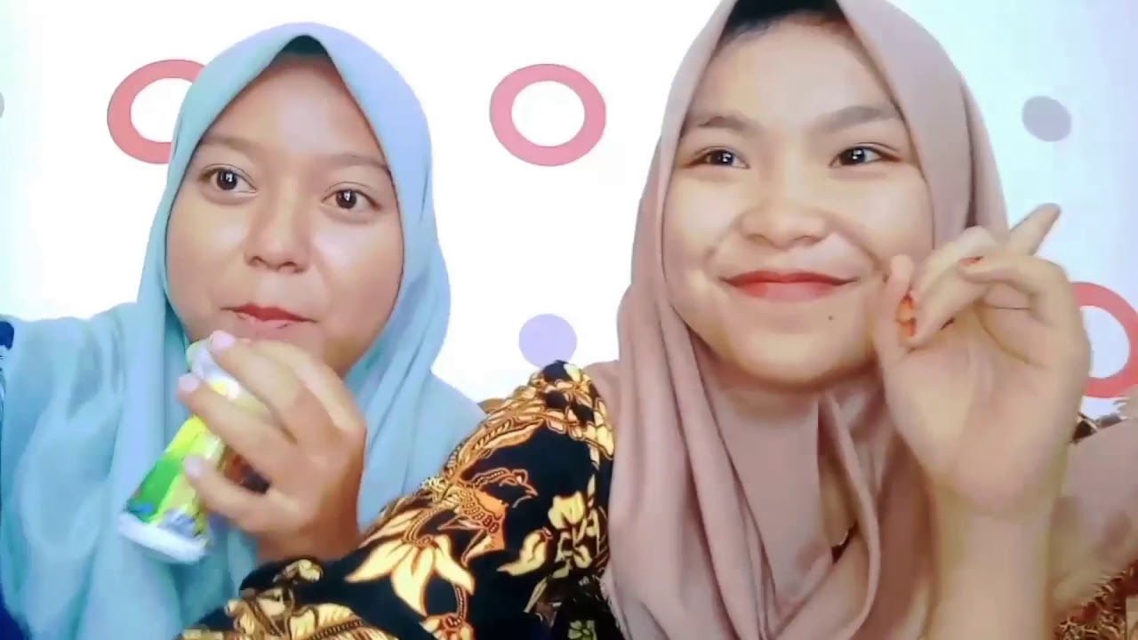 Review Makanan Khas Lebaran 