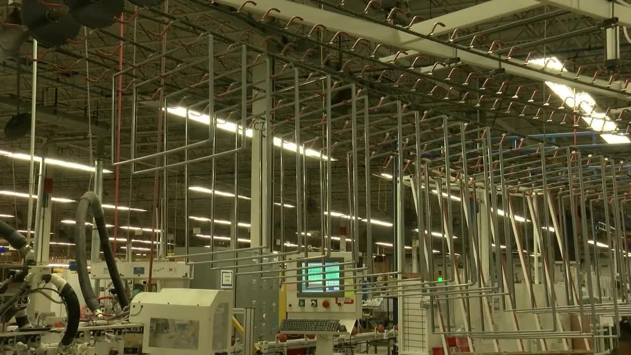 Pella hiring dozens of positions, looking to bring more people to