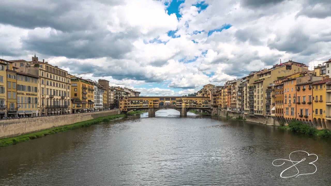 Florence Ponte Vecchio view from Ponte Santa Trinità 4K.