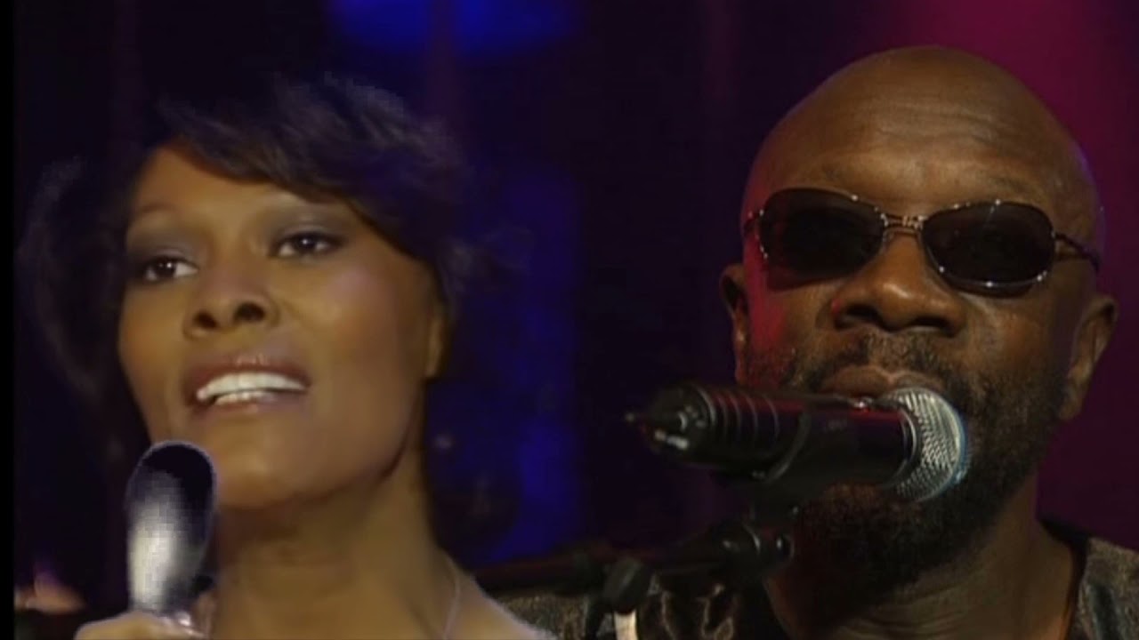Medley: I Say a Little Pray / By the Time I Get to Phoenix - Dionne Warwick Isaac Hayes