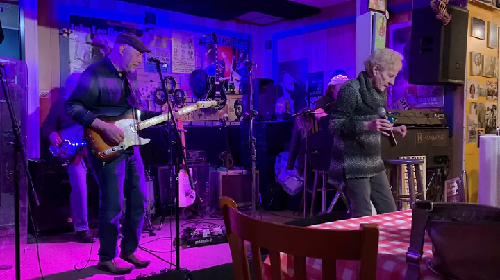 Ms Vicki Cunningham at Live From Nashville Blues J...