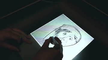 Exploring a Digital Art Collection through Drawing Interactions with a Deep Generative Model